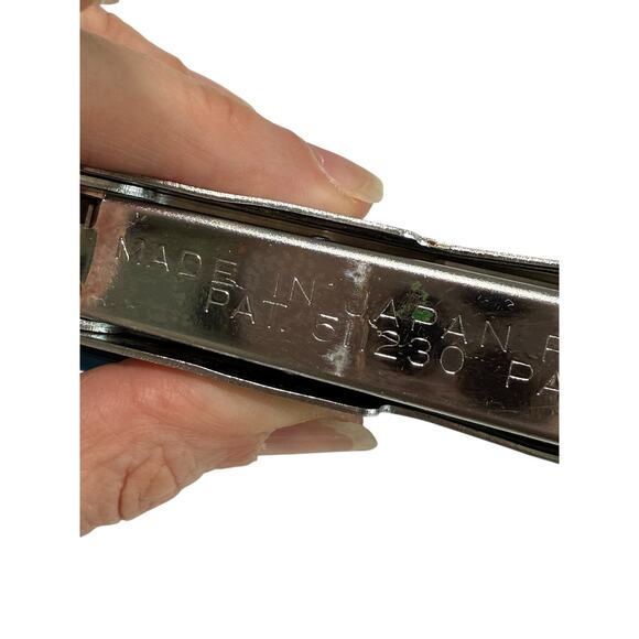 Vintage Bostitch Stapler Model B9 Standard Staples Blue Works 5" Retro Prop Desk - Picture 10 of 13